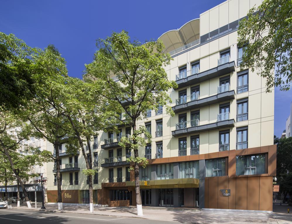 Ln Five Hotel 4*