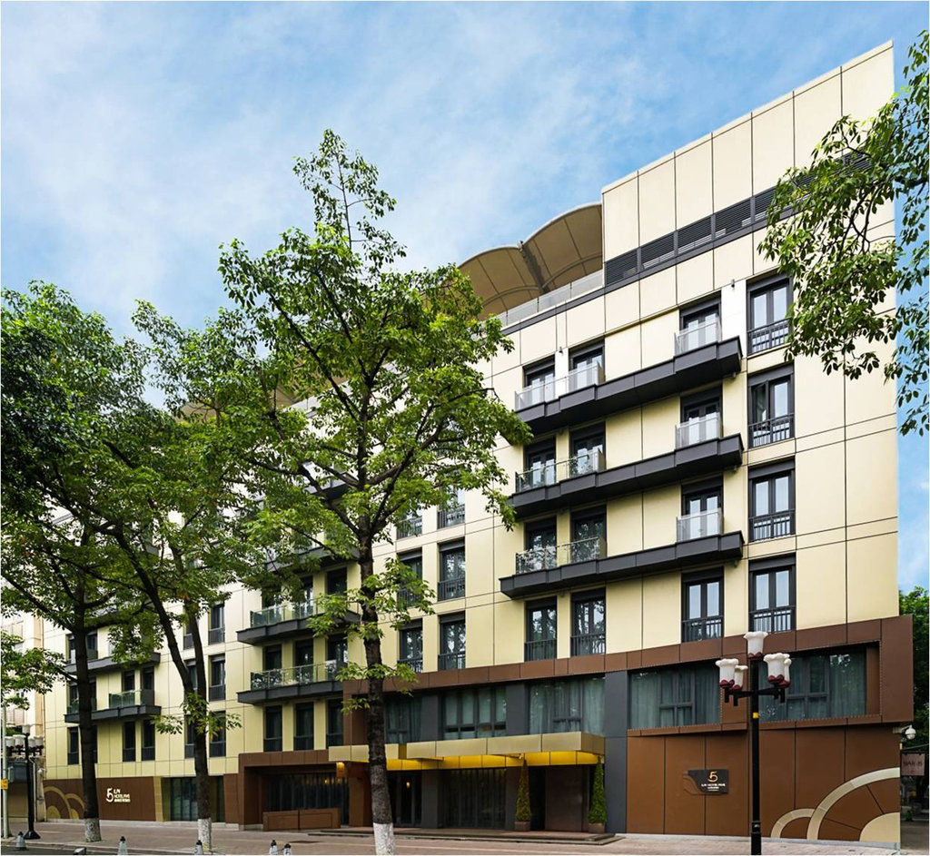 Ln Five Hotel 4*