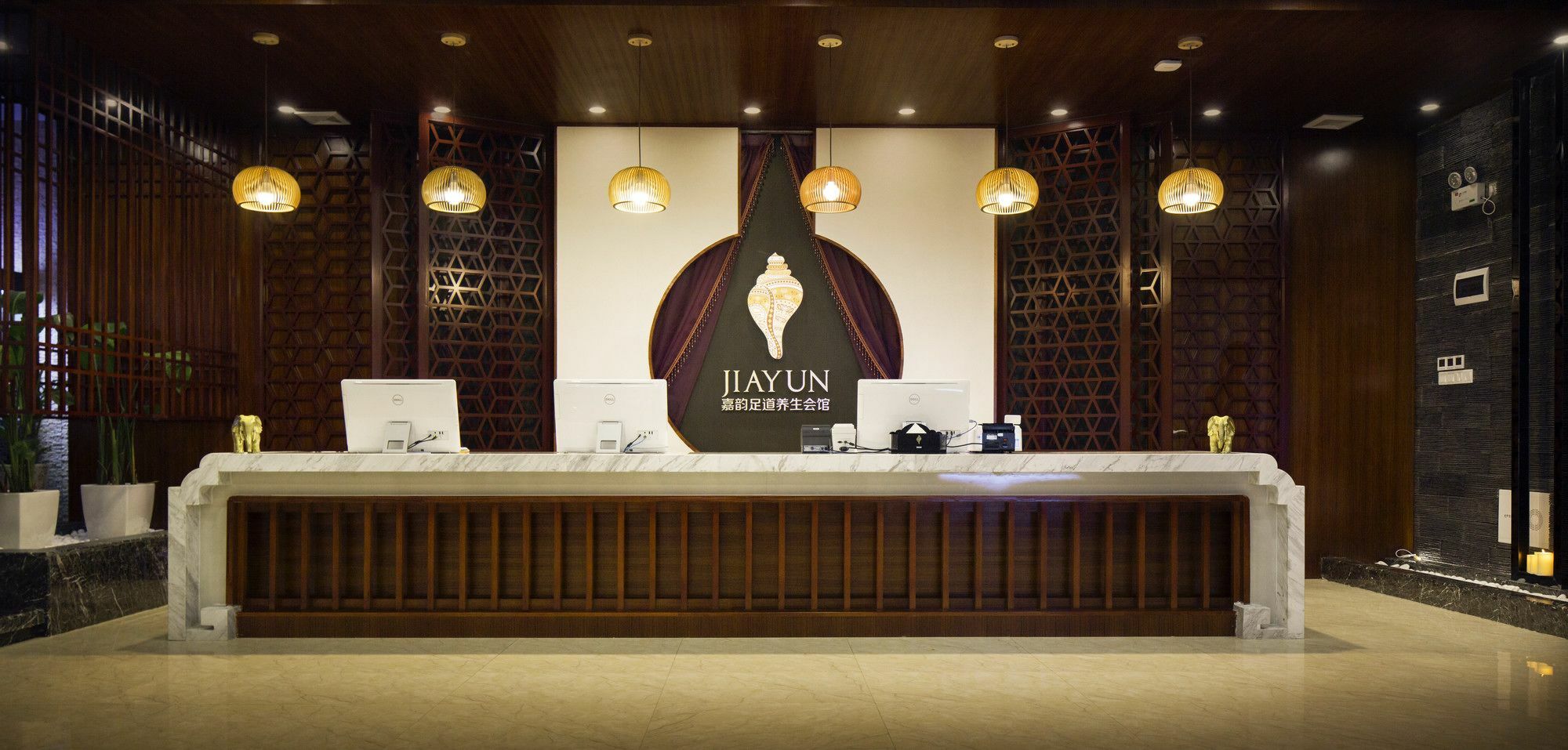Hotel Honder International - Free Shuttle Bus Between And Exhibition Center During Fair Period 5*