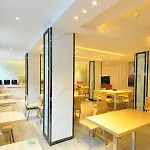 City Comfort Inn