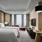 Rosewood Guangzhou, Enjoy Free Shuttle Bus Service Between The Hotel And The Canton Fair Complex During The Canton Fair