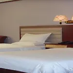 Fenglaiyi Business Hotel