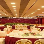 Fenglaiyi Business Hotel