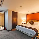 Royal Plaza Hotel