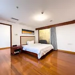 Guangzhou Zhicheng Leader Tour International Apartment-The Legend Building-Free Shuttle Bus For Canton Fair-1Mins To Line5 Stn