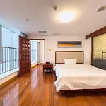 Guangzhou Zhicheng Leader Tour International Apartment-The Legend Building-Free Shuttle Bus For Canton Fair-1Mins To Line5 Stn