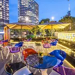 Conrad Guangzhou - Free Shuttle Between Hotel And Exhibition Center During Canton Fair & Exhibitor Registration Counter