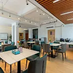 Xana Lite Hotel - Guangzhou Fangcun Huadiwan Metro Station