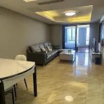 Yoyo International Apartment Hotel-The Legend Building-1Mins To Line5 Taojin Stn-Free Shuttle Bus For Canton Fair