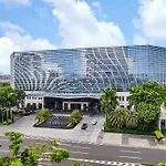 Hilton Guangzhou Baiyun - Free Shuttle For Canton Fair Period, Close To Luhu Golf Club & Leather Market