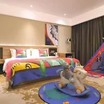 广州白云机场花东朝阳路亚朵酒店
