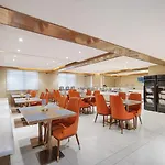 Guangzhou Baiyun Airport Renhe Cornet International Chain Hotel