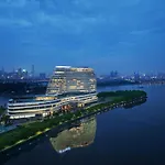 Vignette Collection The Xanadu Guangzhou, An Ihg Hotel - -Free Canton Fair Shuttle Bus During Canton Fair