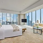 Hilton Guangzhou Tianhe - Free Shuttle Bus And Registration Counter Available During Canton Fair Period