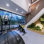 Yoomanjoo Hotel - Guangzhou Taikoo Hui Zhengjia Plaza Shipaiqiao Metro Station Branch - Canton Fair