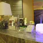 Lavande Hotel Guangzhou Shangxiajiu Pedestrian Street Hualin Temple Metro Station