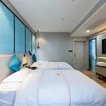 Warm Yes Business Hotel