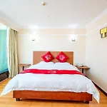 Ln Whitehouse Hotel