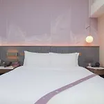Imperial Traders Elong Hotel - Free Shuttle Bus To Canton Fair Complex & Overseas Buyer Registration Services