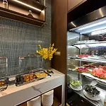 Yizhi Hotel - Guangzhou Zhujiang New Town Huashi Subway Station Branch Free Shuttle Buses At The Canton Fair