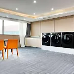 Hawthorn By Wyndham Guangzhou Baiyun Airport