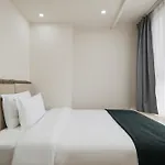 East Maple International Apartment - Guangzhou Luogang Wanda Plaza Suyuan Metro Station