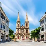 Lan Wan Hotel - Guangzhou Yongqing Walking Street&Shamian Island Scenic Spot Branch- Exit F Towards Shamian Island At Huangsha Metro Trf Stop Of Line 1&Line 6--Airport Pick-Up Service