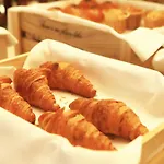 Novotel Guangzhou Baiyun Airport - Canton Fair Free Shuttle Bus & Official Registration Agency