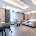 Atour Hotel Guangzhou Zhongcun Hanxi Changlong Metro Station
