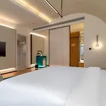Yee Hotel