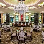 Chateau Starriver Guangzhou Peninsula