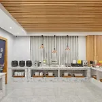 Meet Garden Hotel Baiyun International Airport