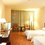 Paco Hotel Guangzhou Chebeinan Metro Branch