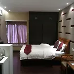 Guangzhou Pin Jing Guang Hong Tian Qi Apartment