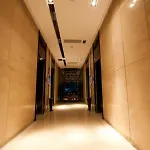Yicheng Apartment Central Plaza