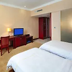 Guangzhou Shenglong Hotel - Nanzhan