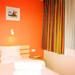 7 Days Inn Guangzhou Jiangnanxi Metro Branch