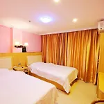 Longxiang Hotel