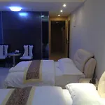 Yichao Apartment Hotel