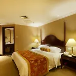 Grand Royal Hotel