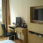Guangzhou Baojiali Hotel