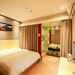 24 Tomorrow Hotel