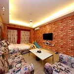 Xingyue Apartment Nimble Huamei Branch