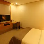 Yinwan Hotel - Shiqian Branch