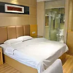 Yile Hotel