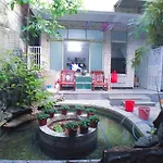 XI Guan Xiao Yuan Hostel