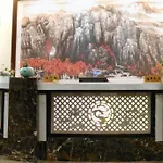 Kingsky Hotel
