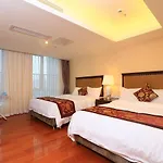 Yo Yo Apartment Zheng Jia Dong Fang Branch