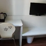 V8 Hotel - Xicun