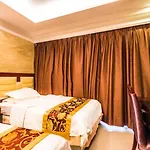 Grand Continental Apartment